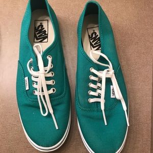 NWOT green teal Vans size 8